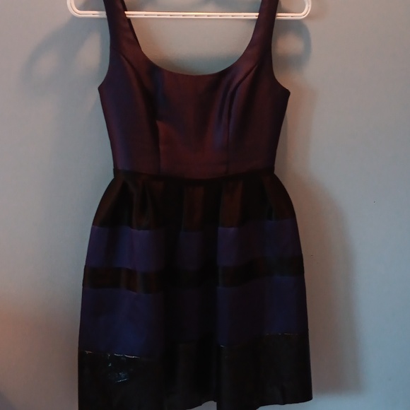 Marciano blue satin sleeveless dress - Picture 3 of 7